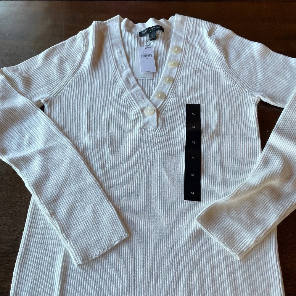 Banana Republic Cream V-Neck Sweater with Button accents - Picture 7 of 7